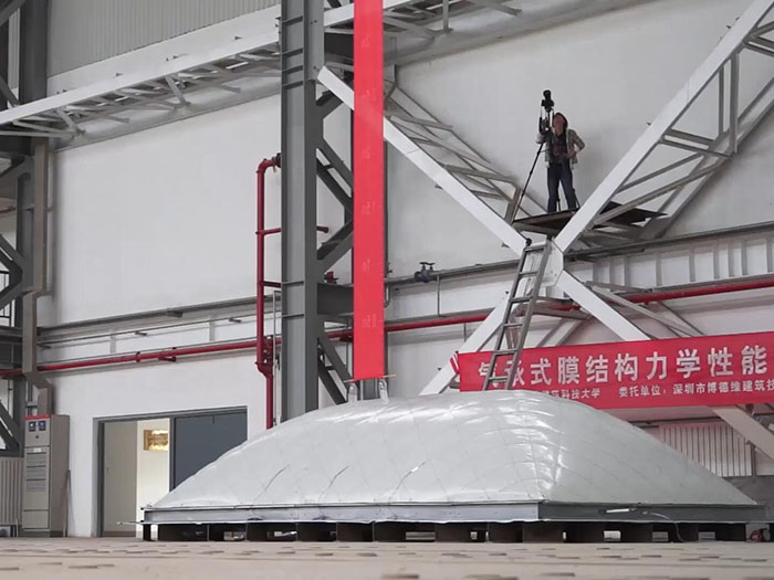 博德维气膜硬物空中自...
